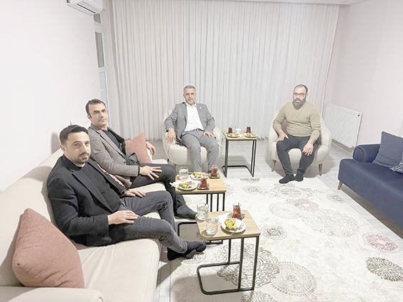 X DAVETİNE ANINDA YANIT ALAN AKIN AİLESİ ŞAŞKINA DÖNDÜ