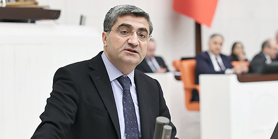 DEVA PARTİLİ EKMEN “ŞEFFAF VE DEMOKRATİK TARTIŞMALAR YAPILSIN”