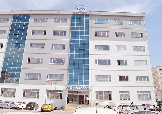 BATMAN SGK, RESMİ KARNE UYGULAMASINDA TÜRKİYE BİRİNCİSİ OLDU