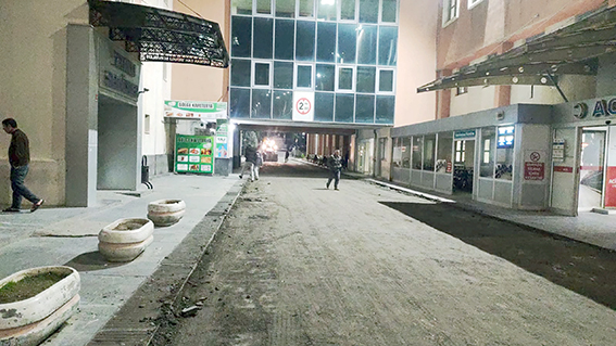 BÖLGE ACİL SERVİS YOLU ASFALTLANACAK