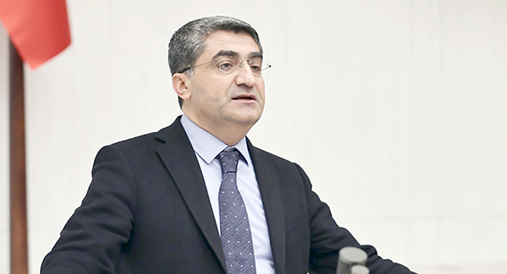 EKMEN “AİLENİN GELECEĞİ ENDİŞE VERİCİ”