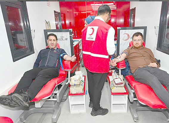 KAN BAĞIŞI KAMPANYASIYLA 1220 ÜNİTE KAN TOPLANDI