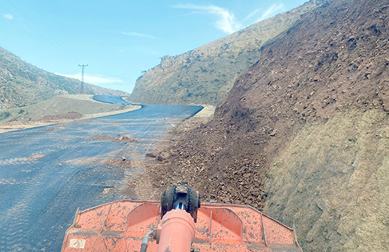 KÖYLERDE ÇALIŞMALAR DEVAM EDİYOR