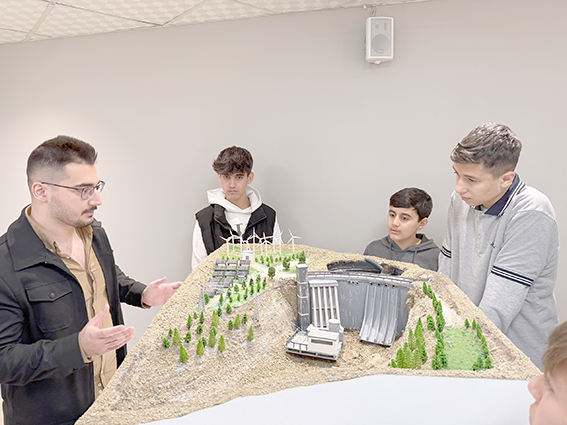 LİSE ÖĞRENCİLERİNDEN ENERJİ MÜZESİNE ZİYARET