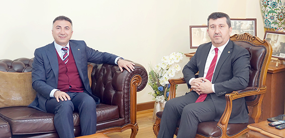 REKTÖR DEMİR’DEN REKTÖR ARICAN’A ZİYARET