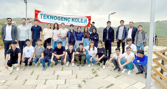 TEKNOGENÇ, TARİHE YOLCULUK YAPTI