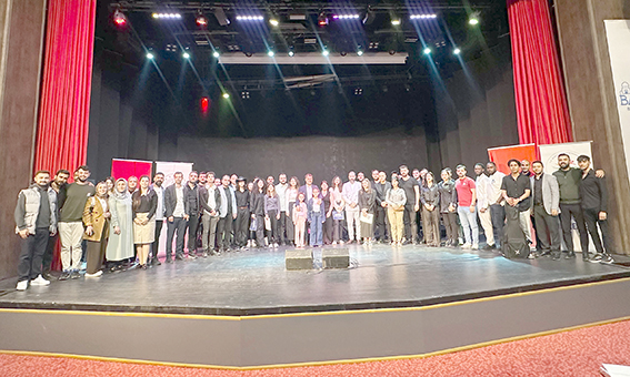 ÜNİVERSİTE ÖĞRENCİLERİNDEN BİR BAŞARI DAHA