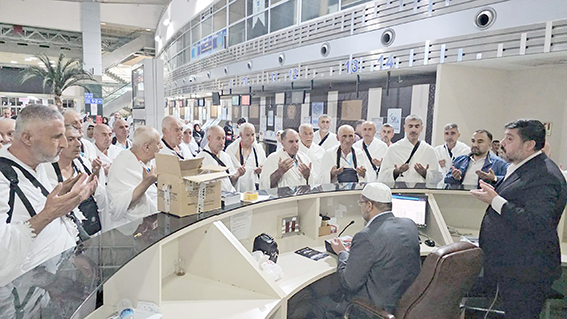 2. HAC KAFİLESİ DUALARLA UĞURLANDI