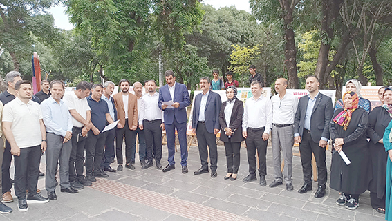 “1960 DARBESİ KARA BİR LEKEDİR”