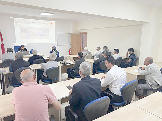 DERNEKLERE YÖNELİK EĞİTİMİ DÜZENLENDİ