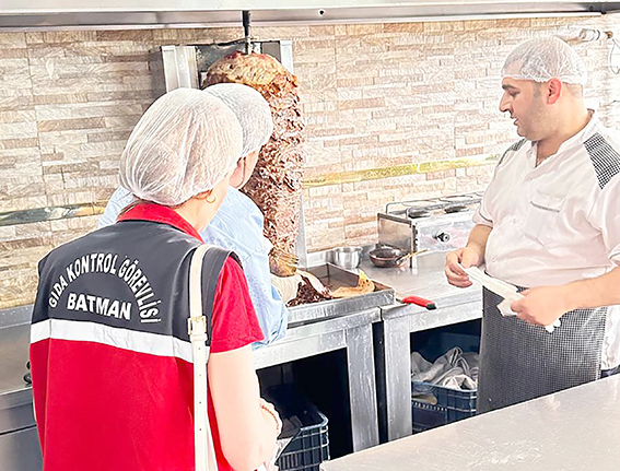 GIDA NUMUNELERİ ALINDI