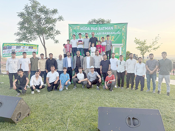 HÜDA PAR GENÇLİĞİ BAHAR ETKİNLİKLERİNE YOĞUN İLGİ