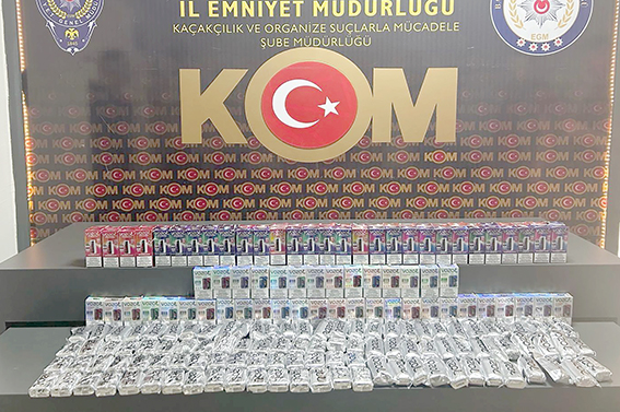 KAÇAK ELEKTRONİK SİGARALARA EL KONULDU