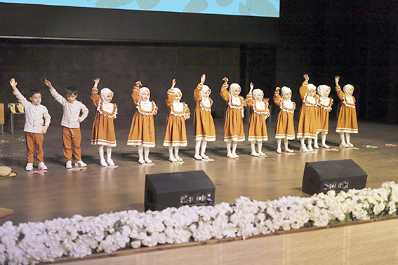 KUR’AN’A GEÇİŞ TÖRENİ DUYGULANDIRDI