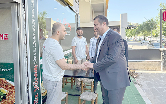 MİLLETVEKİLİ RAMANLI, FATİH’TE HALKLA BULUŞTU