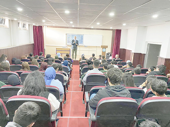 ÖZMEN, 150. KONFERANSINI BİTLİS’TE VERDİ