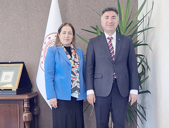 REKTÖR DEMİR’DEN BAKAN YARDIMCISI MADAK’A ZİYARET