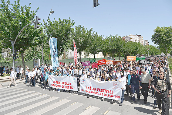SAĞLIKLI YAŞAM YÜRÜYÜŞÜ YAPILDI