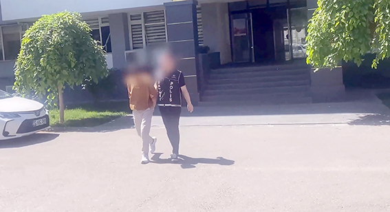 UYUŞTURUCUYA DARBE: 2 OPERASYON, 2 TUTUKLAMA!