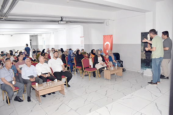 YABANCI UYRUKLU AİLELER BİLGİLENDİRİLDİ