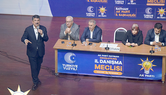 “GENÇLERİN BAŞARISI İÇİN TÜM İMKANLARI SEFERBER EDİYORUZ”