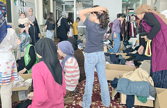 355 YETİM ÇOCUĞA BAYRAMLIK SEVİNCİ