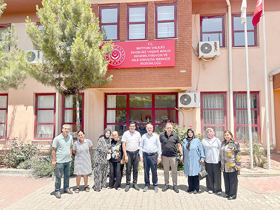 AK PARTİ HEYETİNDEN ENGELSİZ YAŞAM MERKEZİ’NE ZİYARET