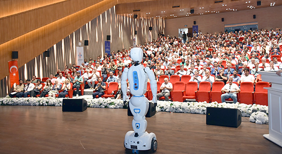 EĞİTİMDE YAPAY ZEKÂ ÇALIŞTAYI BAŞLADI