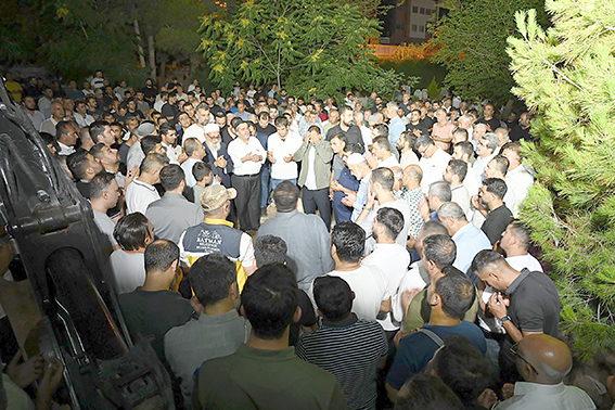 MÜZE MÜDÜRÜ ALPER, TOPRAĞA VERİLDİ