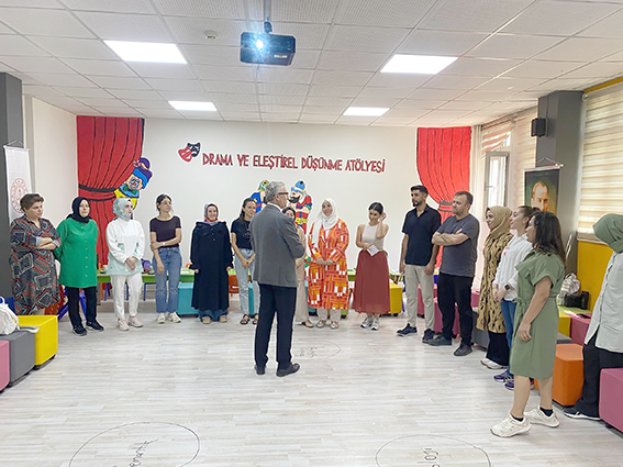 PİKTES+ KAPSAMINDAKİ ÖĞRETMEN EĞİTİMLERİ BAŞLADI