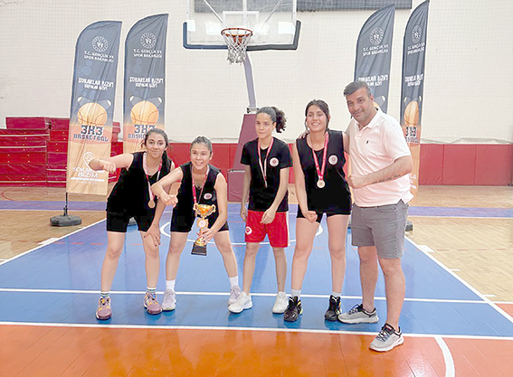 PETROLSPOR BASKETBOL TAKIMI TÜRKİYE FİNALİNE KALDI