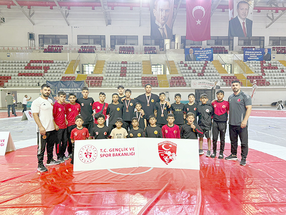 PETROLSPORLU PEHLİVANLAR TÜRKİYE ŞAMPİYONASI’NDAN MADALYALARLA DÖNDÜ