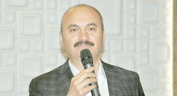 VALİ CANALP “BABALIK, FEDAKÂRLIĞIN SOMUT HALİDİR”