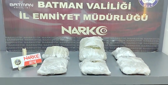 3 KİLO 750 GRAM SKUNK ELE GEÇİRİLDİ