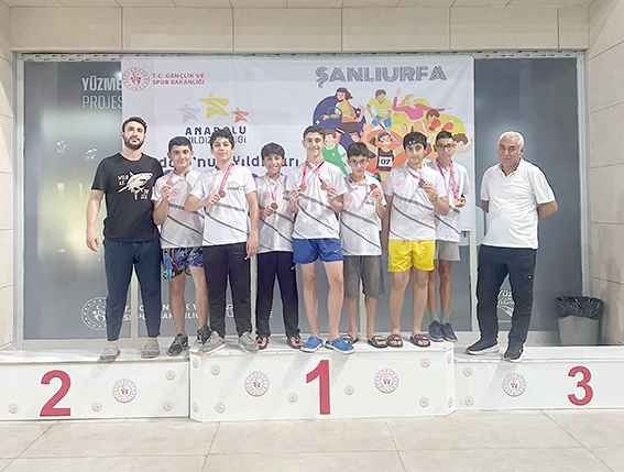 BATMAN’I YÜZMEDE GURURLA TEMSİL ETTİLER