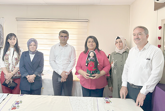 BAYAN CANALP, KADINLARA YÖNELİK PROJELERİ İNCELEDİ