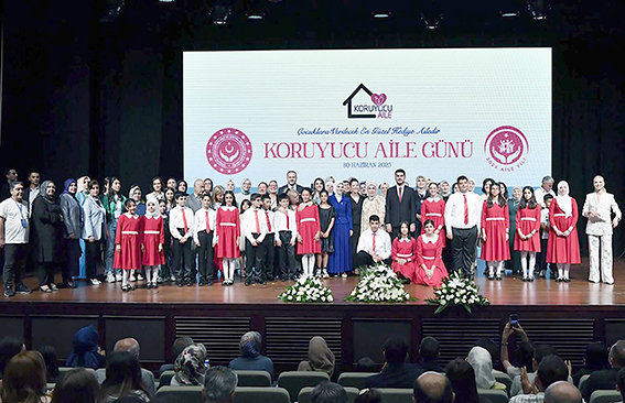 BAYAN CANALP, KORUYUCU AİLE GÜNÜ PROGRAMINA KATILDI