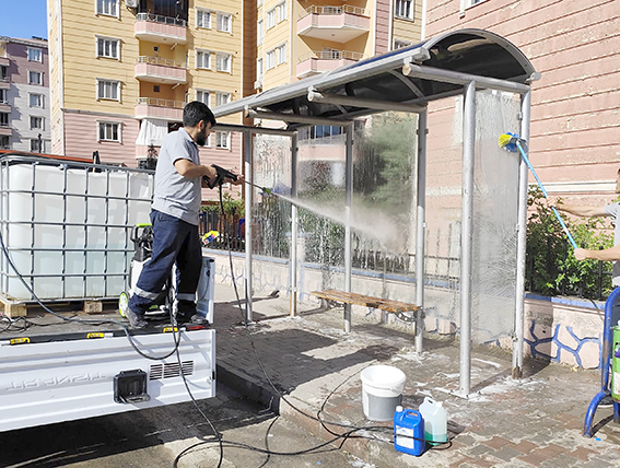BELEDİYEDEN OTOBÜS DURAKLARINA İNCE AYAR