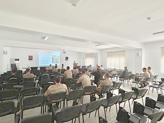 İNSAN KAÇAKÇILIĞINA KARŞI TOPLANTI