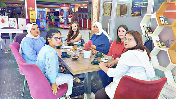 ÖZEL BİREYLERE MORAL DESTEĞİ