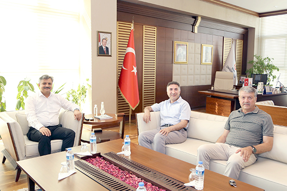 REKTÖR DEMİR’DEN REKTÖR ŞINDAK’A ZİYARET