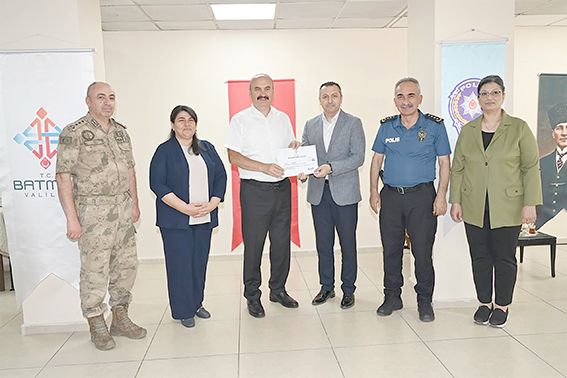 BAŞARILI PERSONELLER ÖDÜLLENDİRİLDİ