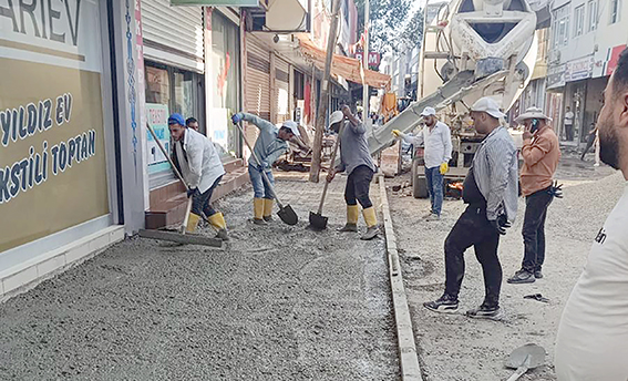 AYDINLIKEVLER MAHALLESİ’NDE BAZALT KALDIRIM ÇALIŞMASI