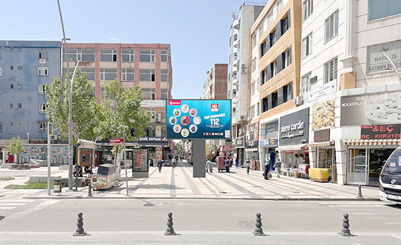 4 FARKLI NOKTAYA DİJİTAL TOTEM