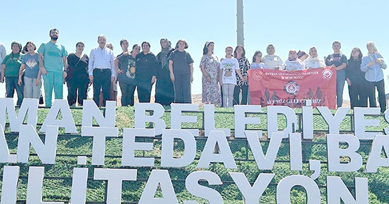 BAYAN CANALP’TAN HAYVAN BARINAĞINA ANLAMLI ZİYARET