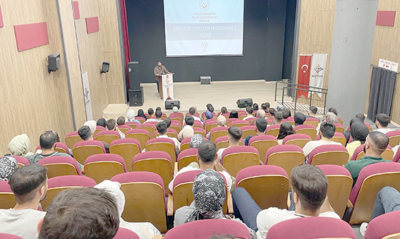 GENÇLER SAĞLIKLI EVLİLİĞE İLK ADIMI BİLİNÇLE ATIYOR