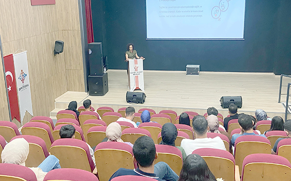 GENÇLİK KURSLARININ KAYITLARI DEVAM EDİYOR