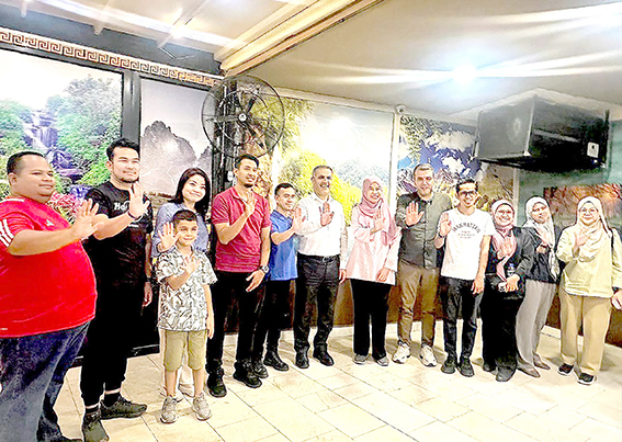 MALEZYALI GENÇLERDEN BATMAN’A ZİYARET