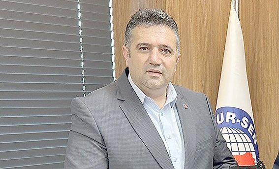 ÖNLÜ “MAAŞLAR ERİYOR, TEKLİF GERÇEKÇİ OLMALI”
