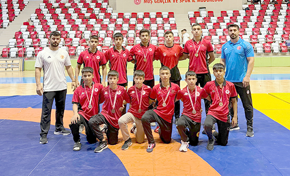 PETROLSPORLU PEHLİVANLAR, BÖLGE ŞAMPİYONU OLDU